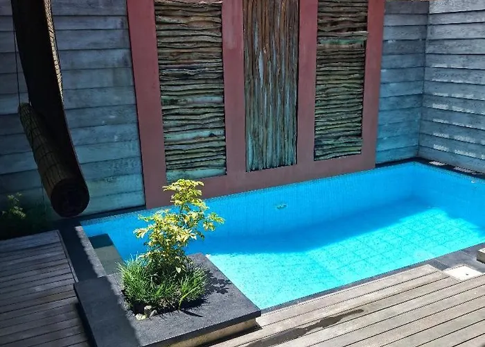 Villa Jukung Kuta Lombok