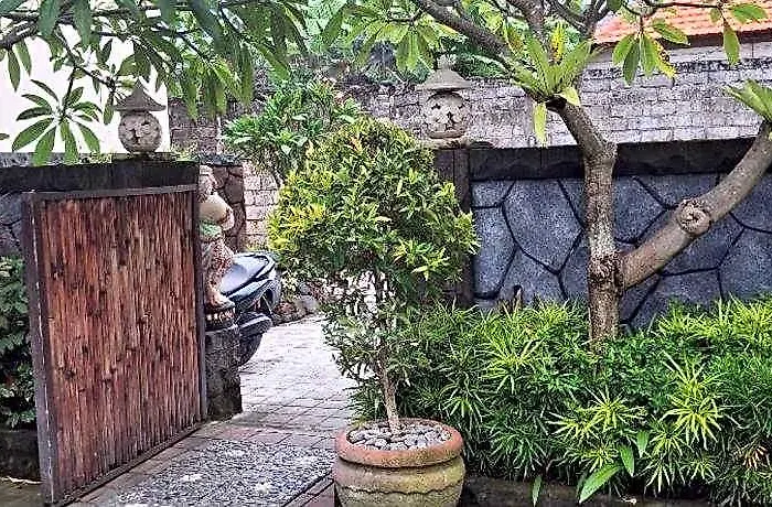Villa Jukung *